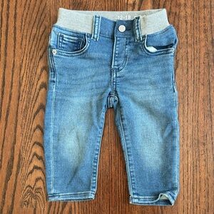 NWOT 12-18 months Baby GAP Kids stretchy Blue Denim Jeans with Gray Waistband